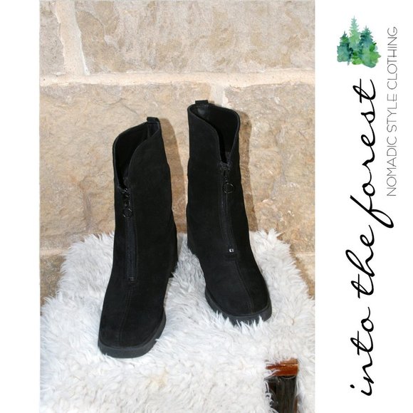 Aquatalia Shoes Aquatalia Black Suede Short Front Zip Boots Size 7
